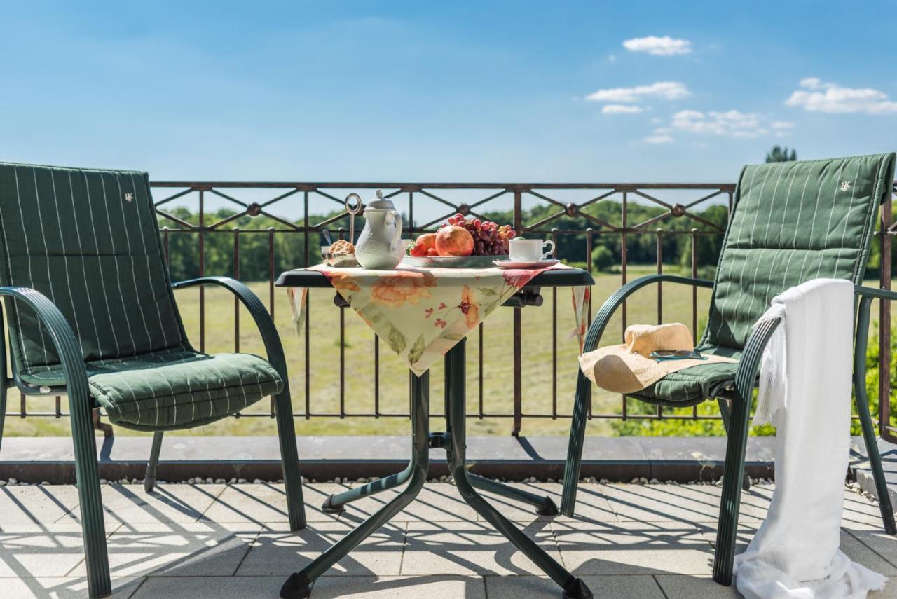Lohmann's Romantik Hotel Gravenberg Langenfeld  Exteriör bild